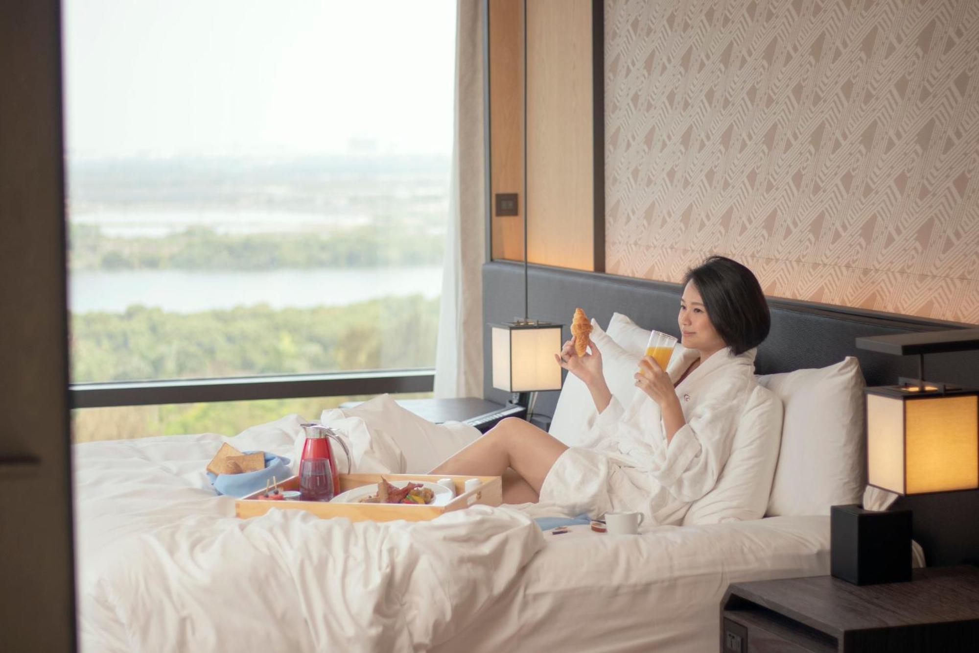 Hotel Crowne Plaza Tainan By Ihg Exterior foto